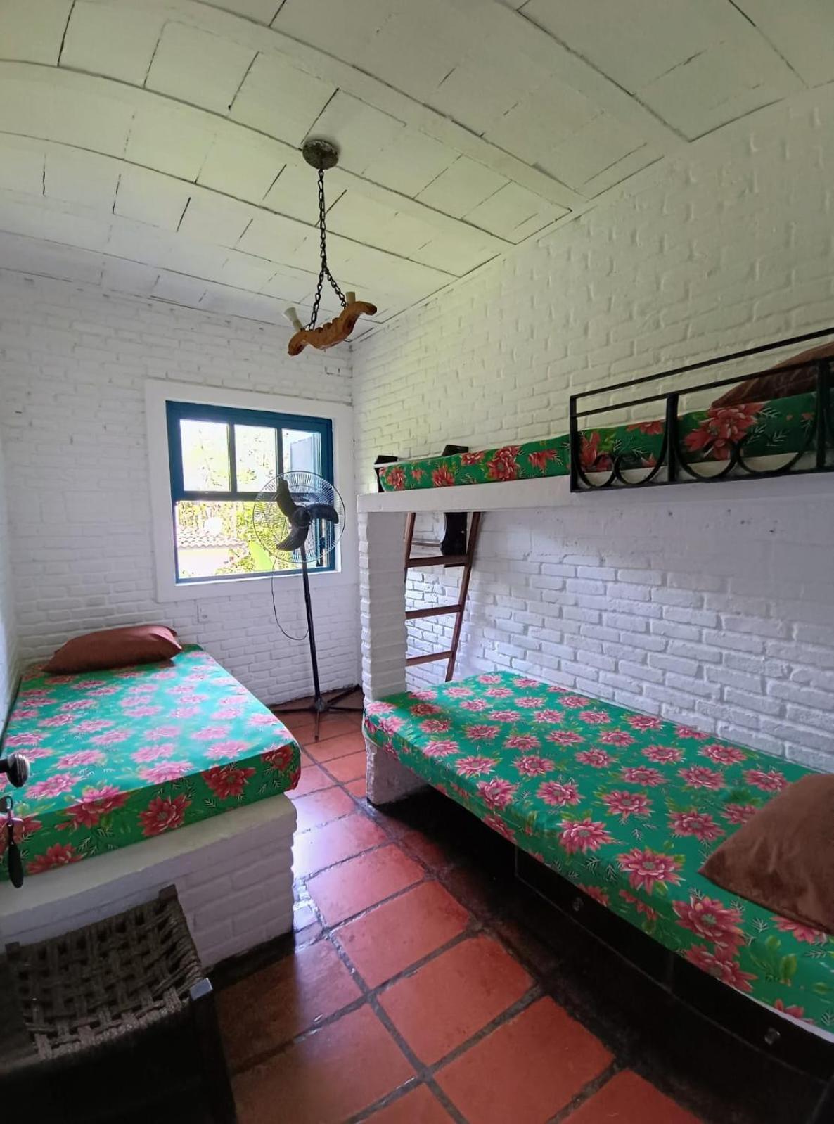 Hostel Terra Das Tribos Ubatuba Bagian luar foto