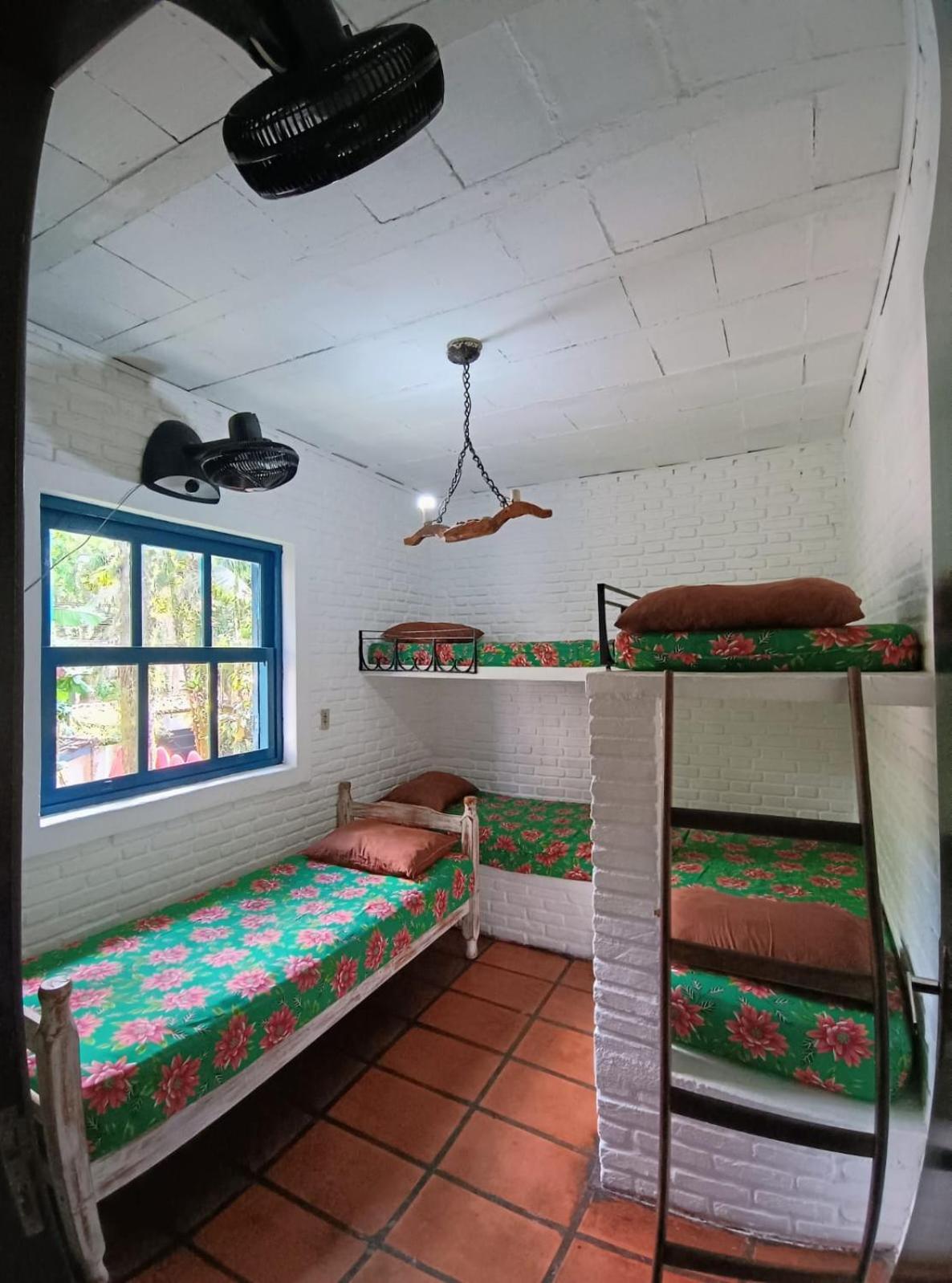 Hostel Terra Das Tribos Ubatuba Bagian luar foto